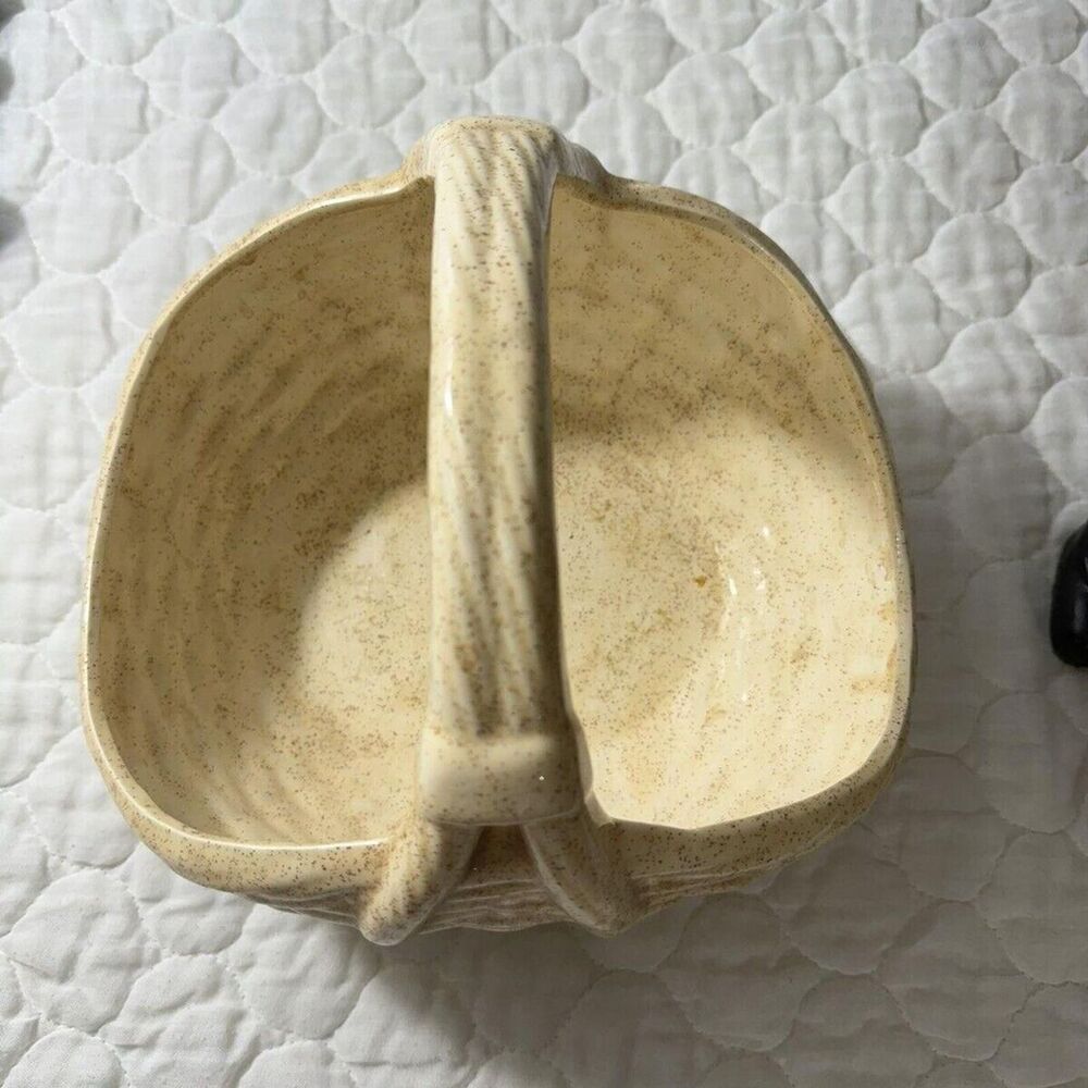 Ceramic Bisque  Weaved Basket- mark DJF 1987‎